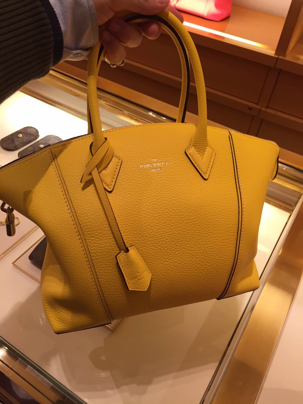 Discount Real Louis Vuitton Lockit PM Bag M50026